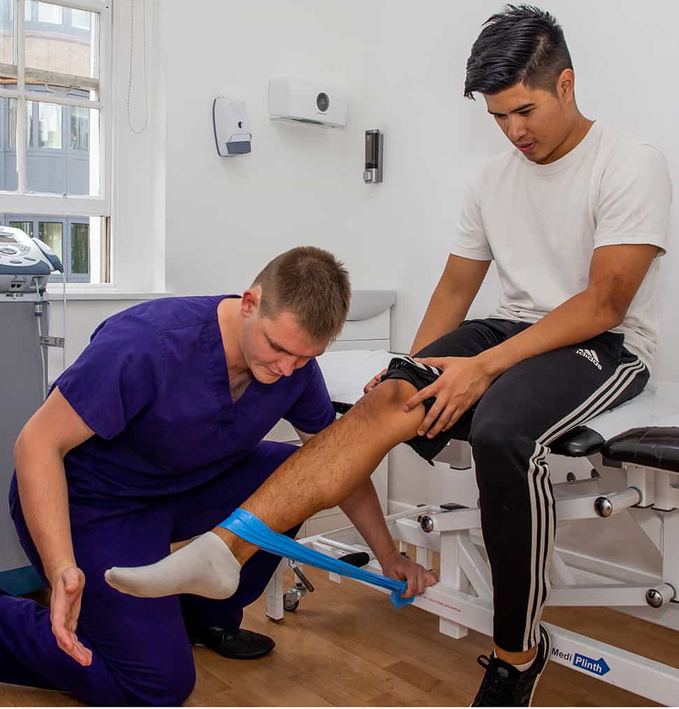 Physiotherapy Treating Knee Pain